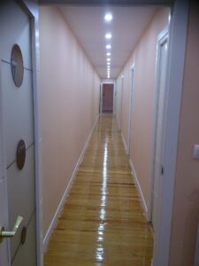 pintado pasillo 225x300